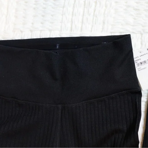 GOOD AMERICAN LEGGINGS WIDE RIB SHINE CLEAN SEAMLESS NWT BLACK - Picture 8 of 8